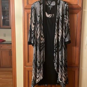 STUNNING 2 pc dress and long jacket / wrap. Black / gold / gray